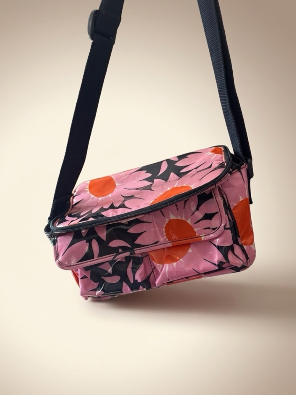Vera Bradley Pink Floral lunch Bag with Orange Accents